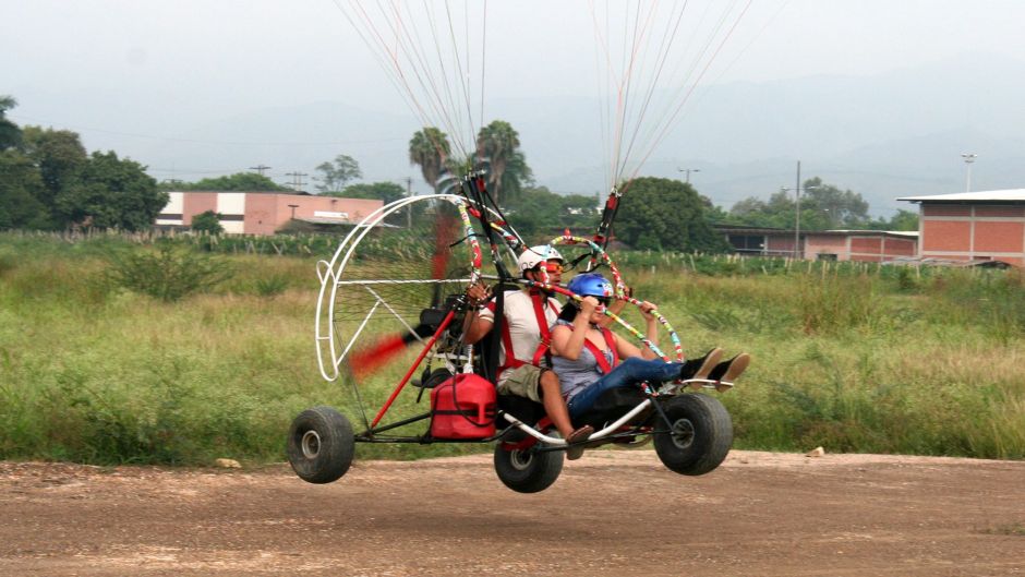 Paragliding Motor, in Cartagena de Indias, Cartagena de Indias, COLOMBIA