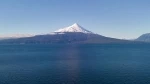 El lago Llanquihue corresponde al segundo mayor lago de Chile tras el lago General Carrera, con una extensión de 860 km²..  Puerto Varas - CHILE