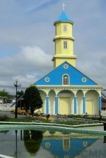 Chonchi Church, Guide Chiloe, Hotel, Tour, Tours.  Chiloe - CHILE