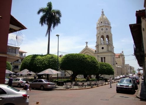 Bolivar Square, Panama City, 