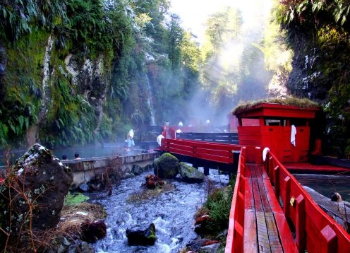 Geometric Baths, Pucon