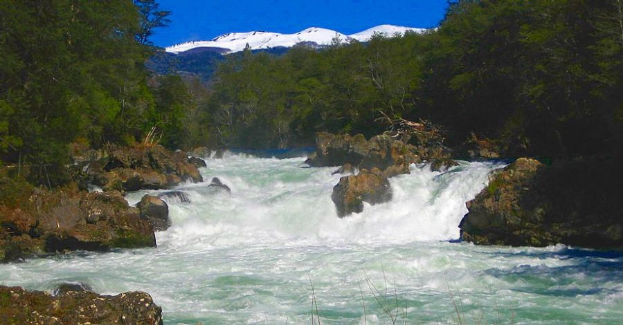 Marim�n Falls Park Pucon, CHILE
