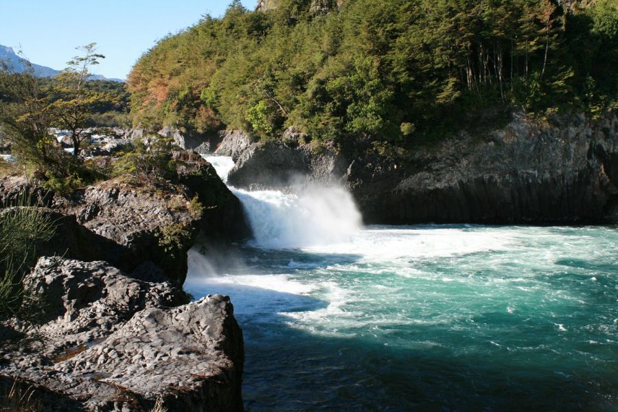 Petrohue Falls, Tourist information, how to get there, tour, reservations Puerto Varas, CHILE