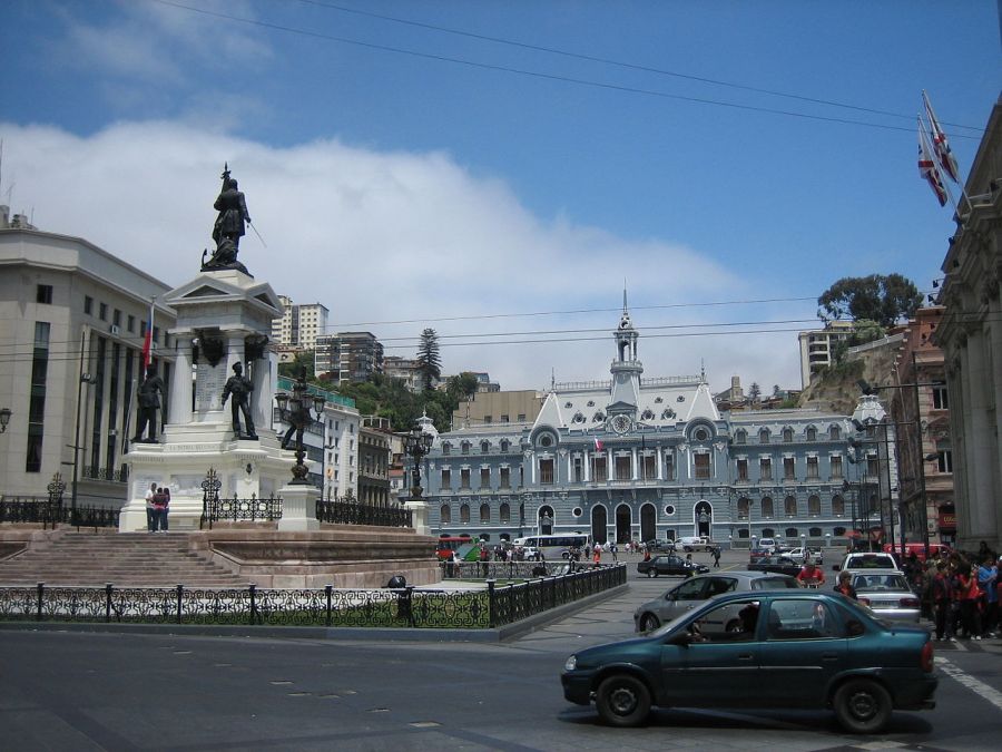 Plaza Sotomayor Valparaiso, guide of Valparaiso, what to do, what to see. Valparaiso Chile Valparaiso, CHILE