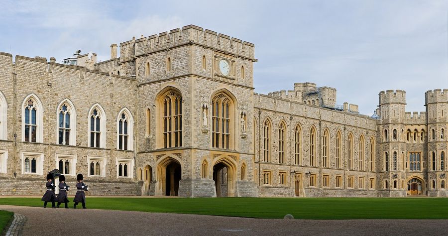 Windsor Castle, Berkshire, UK. Guide and information Windsor, United Kingdom