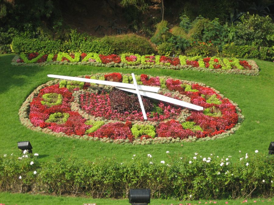 Clock of the Flowers in Vina del Mar. Part of the city guide Viña del Mar, CHILE