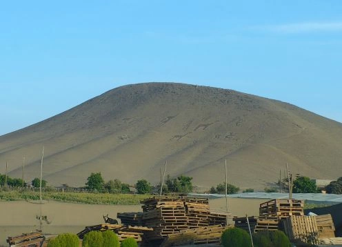 Sombrero Hill, Arica