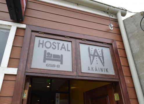 Hostal Akainik