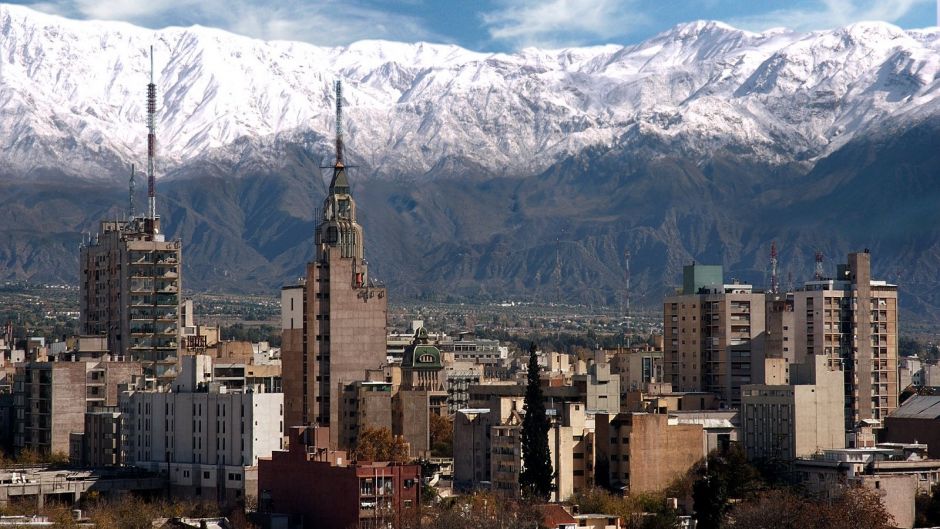 MENDOZA AND ITS WINES, , 