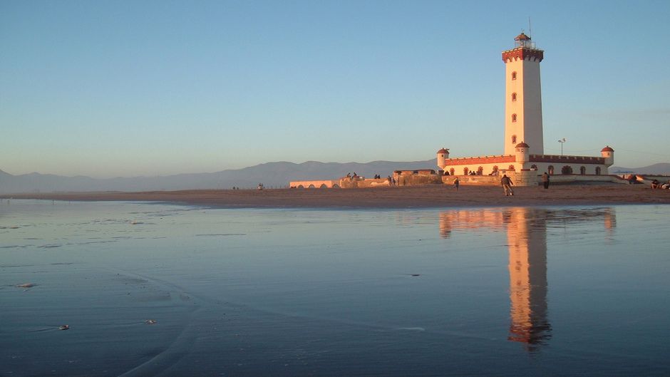 LA SERENA AND CHARMING, , 