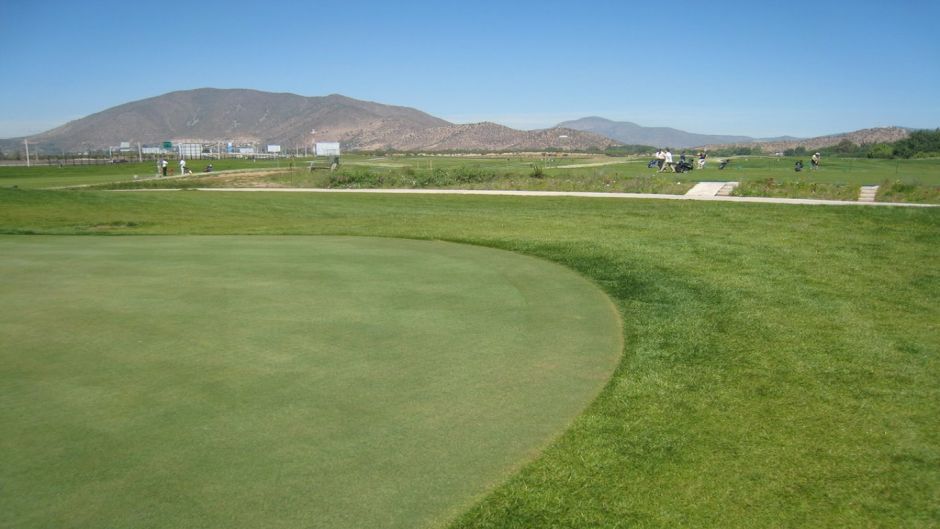 GOLF IN SANTIAGO, CHILE, , 