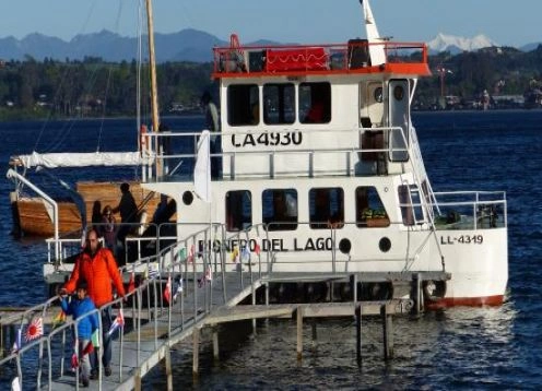 Walking City + Navigation Lake Llanquihue. Puerto Varas, CHILE