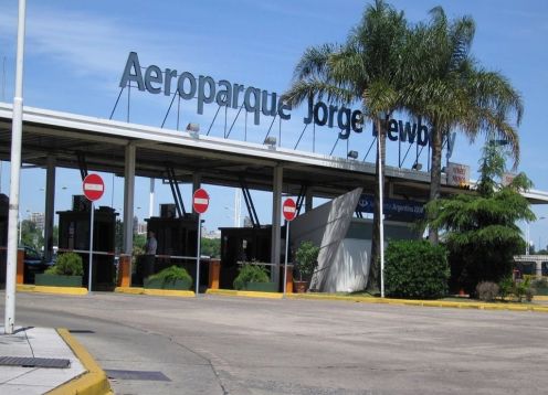 Transfer from Aeroparque to Hotel in Buenos Aires or V.V, 