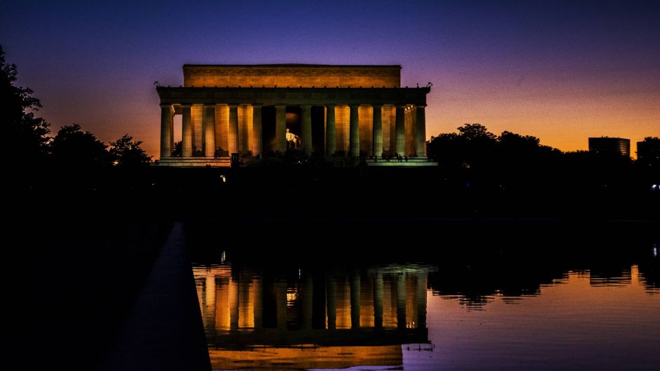 The best of Washington at nightfall, Washington DC, UNITED STATES