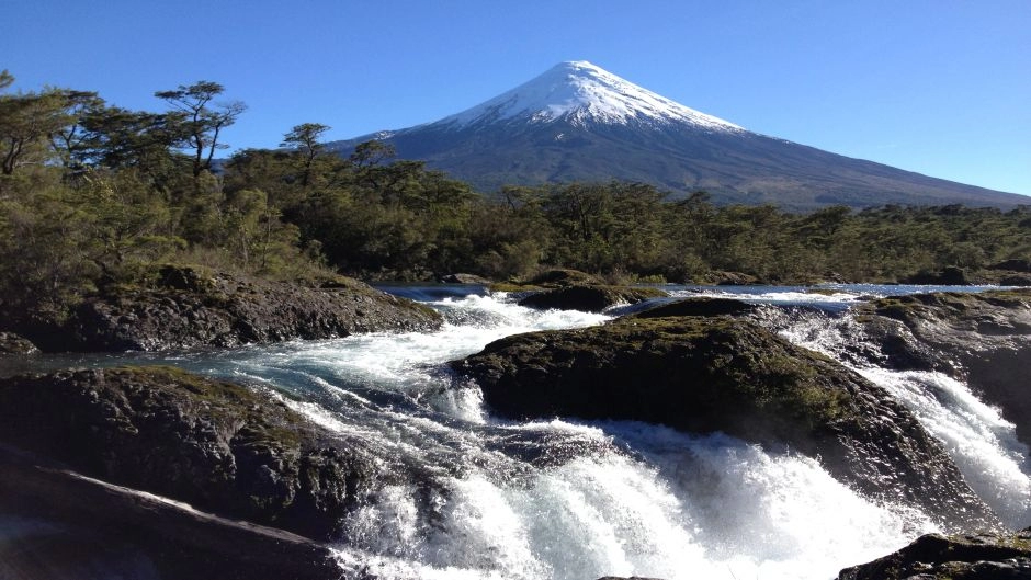 TOUR TO OSORNO VOLCANO, Puerto Varas, CHILE