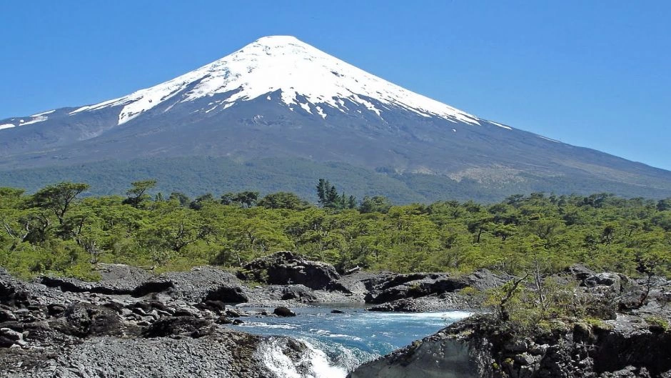 EXCURSION TO OSORNO VOLCANO & PETROHUE, Puerto Varas, CHILE