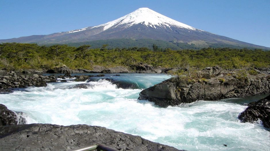 EXCURSION TO OSORNO VOLCANO & PETROHUE, Puerto Varas, CHILE