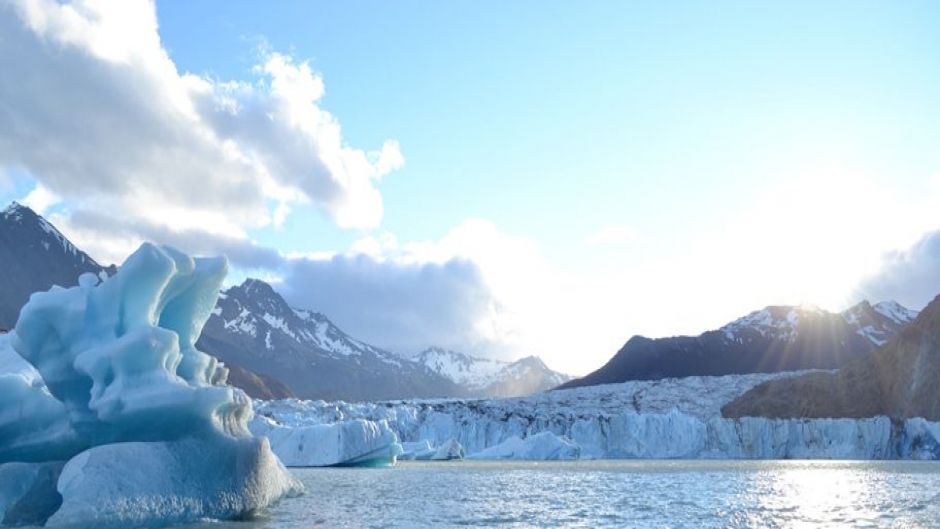 El Chalten whit navegation to Glacier Viedma Light y alzo, El Calafate, ARGENTINA