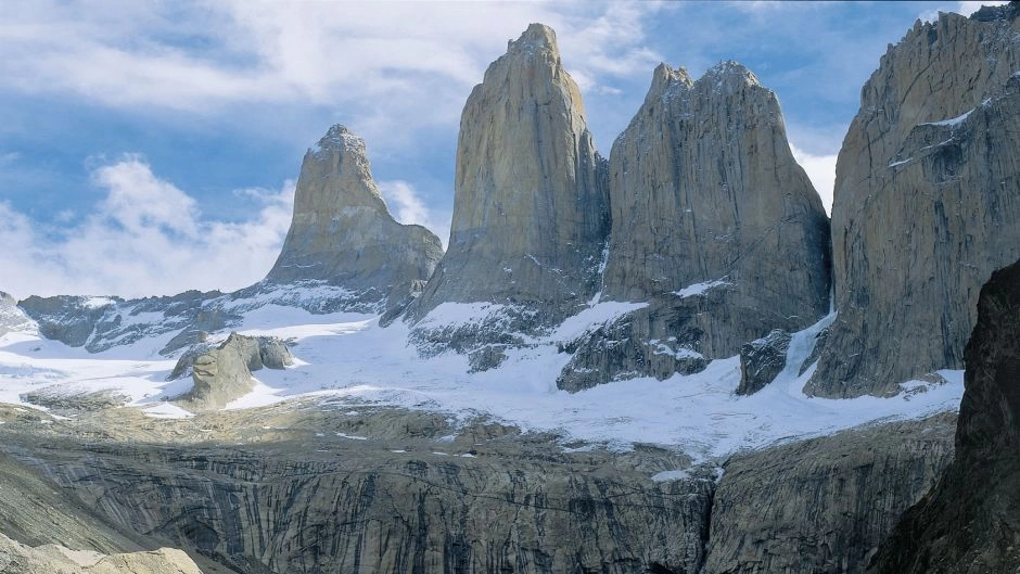  Full day tour to Torres del Paine Park with Navigation to Gray Glacier, Puerto Natales, CHILE