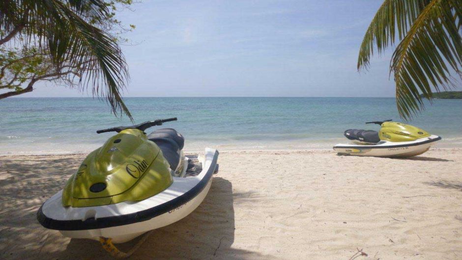 Cholon Island Party, Cartagena de Indias, COLOMBIA