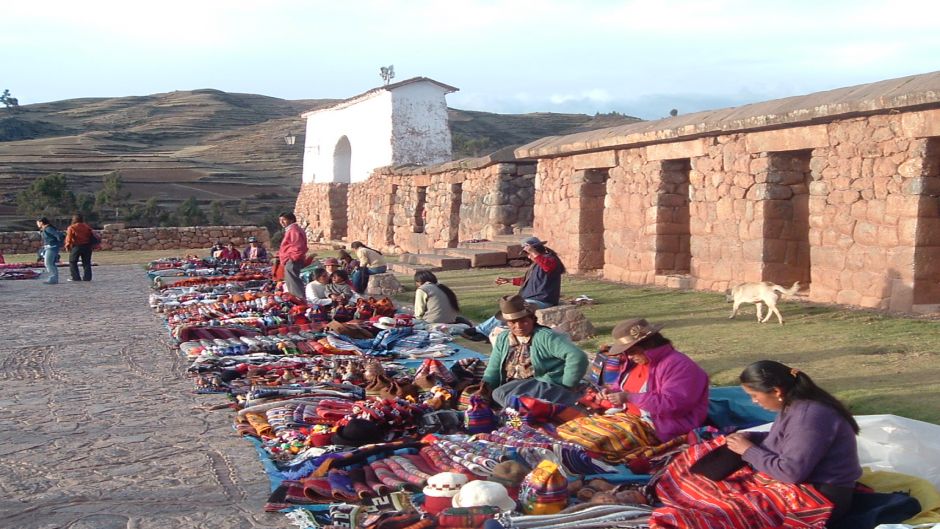 TOUR SACRED VALLEY (PISAC MARKET AND OLLANTAYTAMBO) INCLUDING LUNCH BUFFET WITHOUT INCOME, Cusco, PERU