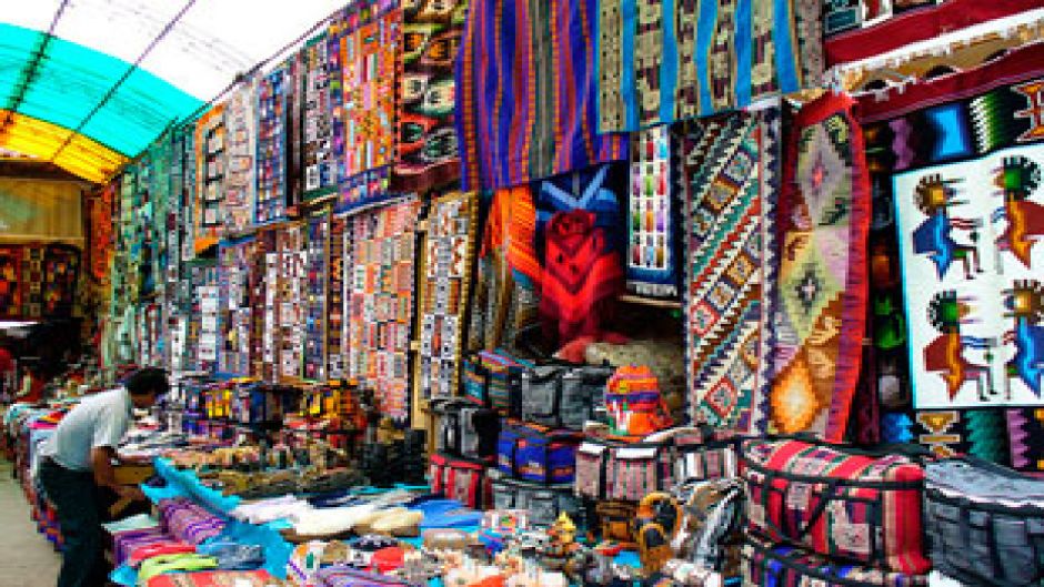 TOUR SACRED VALLEY (PISAC MARKET AND OLLANTAYTAMBO) INCLUDING LUNCH BUFFET WITHOUT INCOME, Cusco, PERU