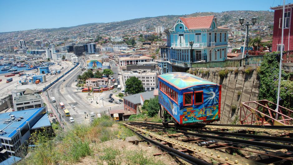 MORE PHOTOS, CITY TOUR + VALPARAISO AND VINA DEL MAR + TRANSFER IN / OUT