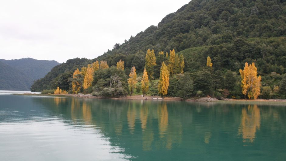 ANDEAN CROSSING. Chile - Bariloche, Puerto Varas, CHILE