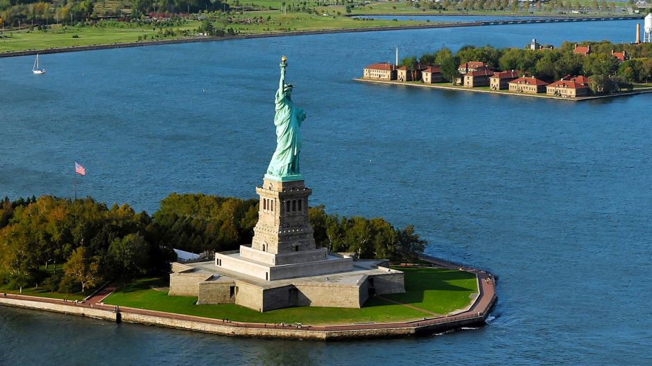 Tour to the Statue of Liberty and Ellis Island, New York, NY, UNITED STATES