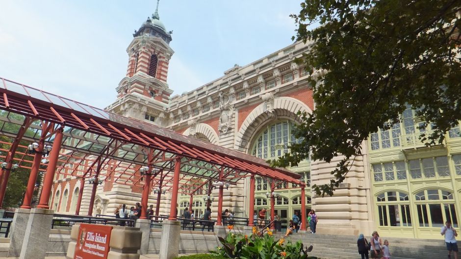 Tour to the Statue of Liberty and Ellis Island, New York, NY, UNITED STATES