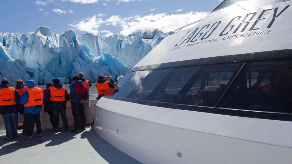 NAVIGATION GREY GLACIER, Puerto Natales, CHILE