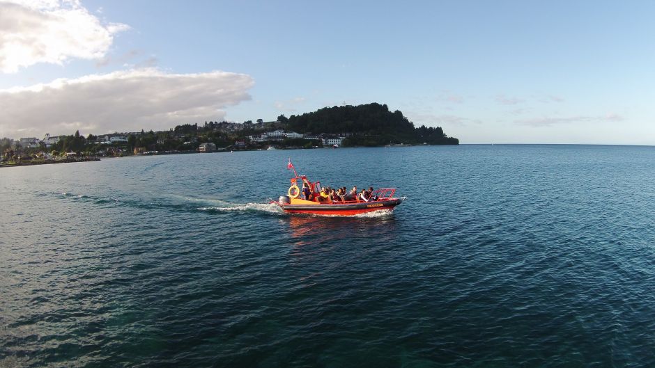 Speedboat City Tour, Puerto Varas, CHILE