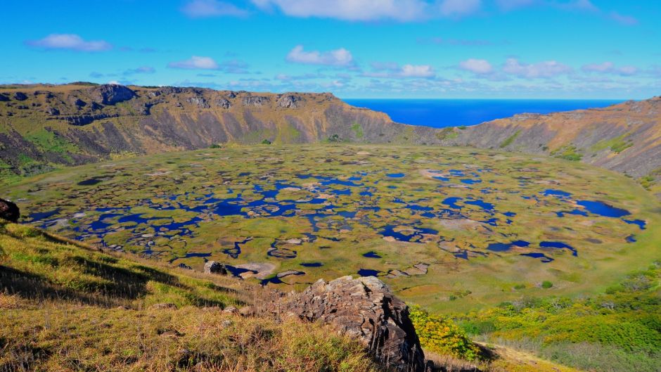 HALF DAY TOUR A ORONGO, Easter Island, CHILE