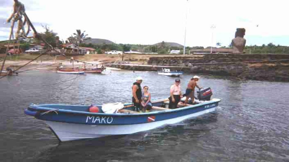 HALF DAY BOAT TRIP  / SNORKELING, Easter Island, CHILE