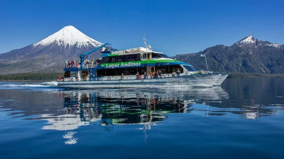 NAVEGACION A PEULLA, Puerto Varas, CHILE