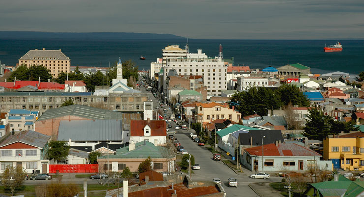 PUNTA ARENAS AND PINGUINS